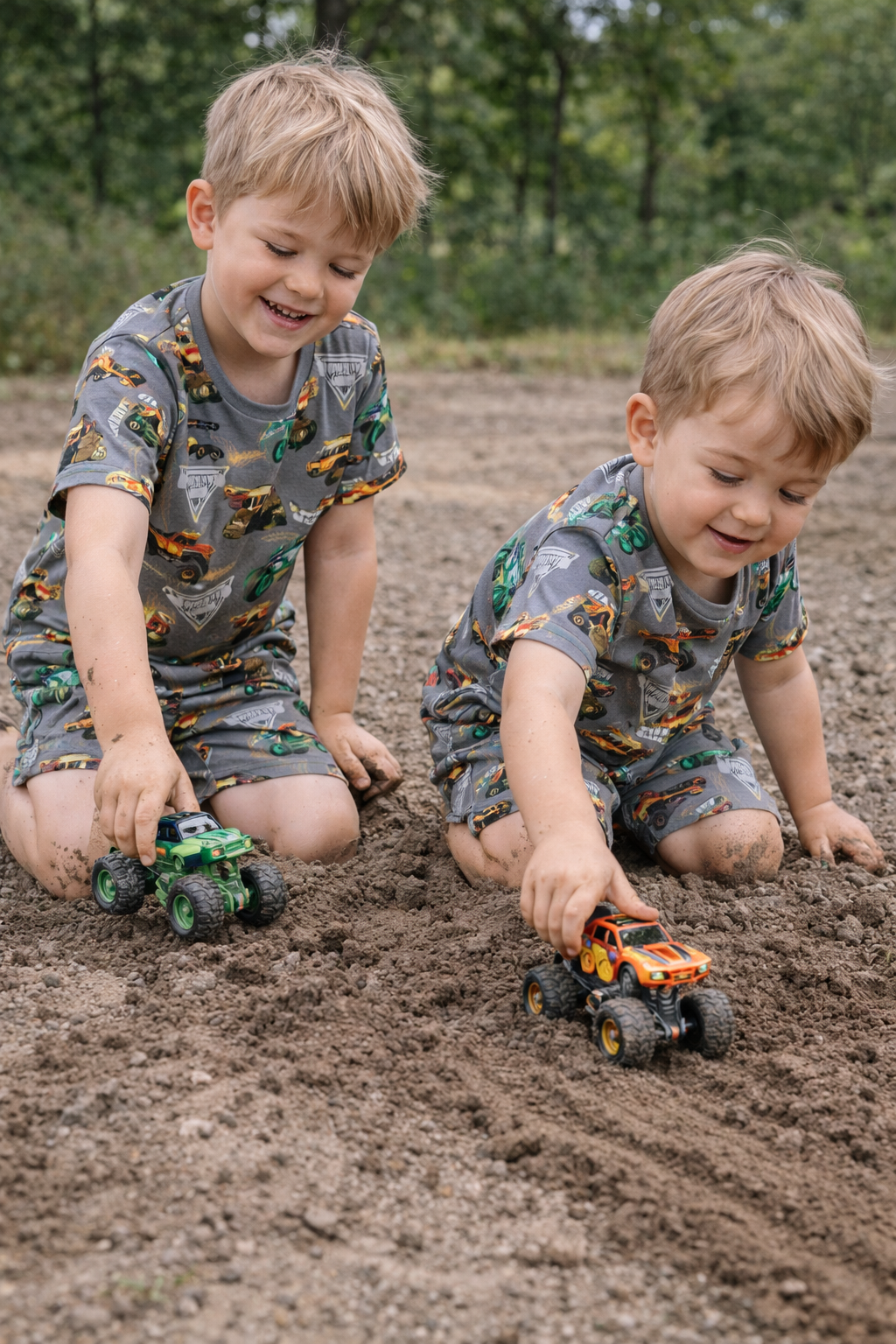 Monster trucks bamboo shorts set