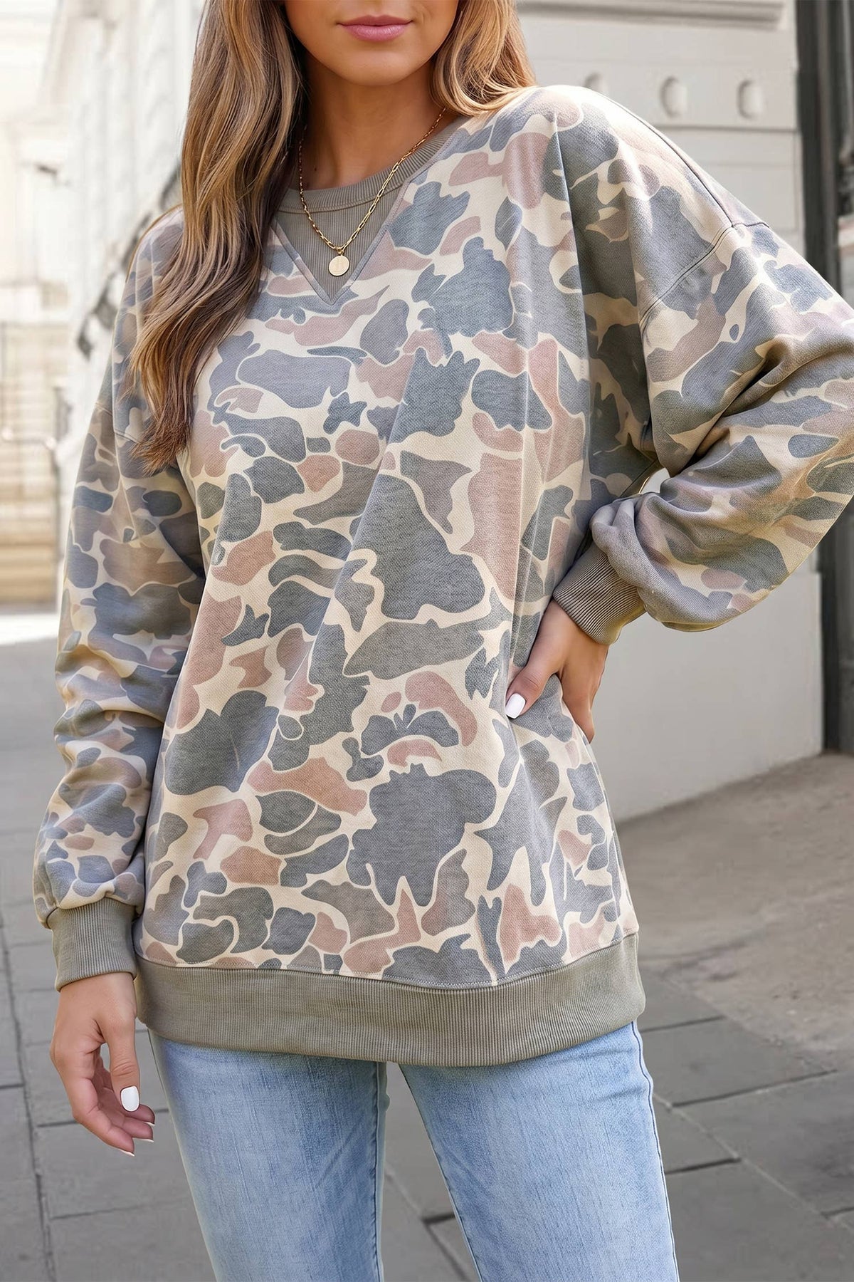 Camouflage Patchwork Long Sleeve Sweatshirt